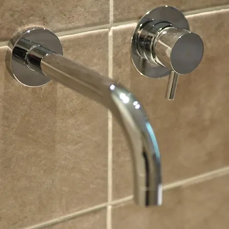 The Lighthouse * ラ・スペツィア